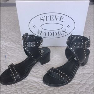 Steve Madden Gila Multi Sandals
